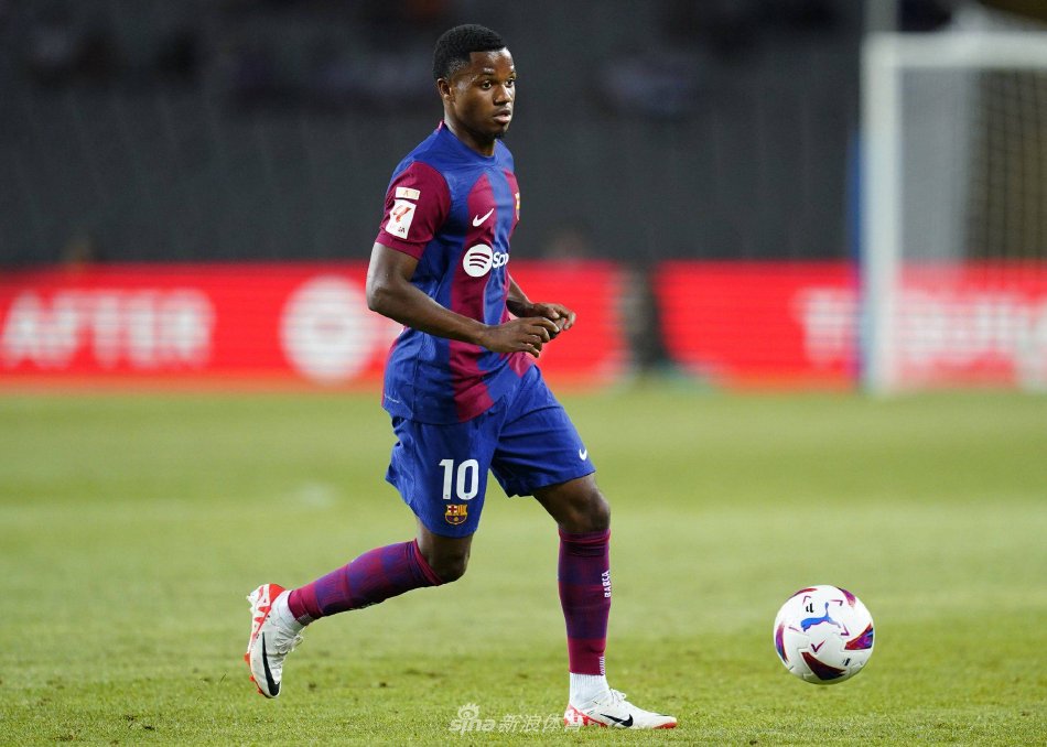 冠军奖杯的 冠军奖杯的